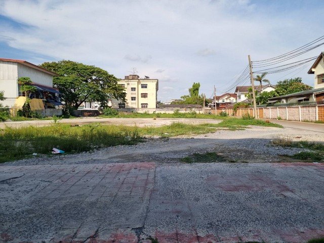 ขายที่ดินศรีนครินทร์ ถมแล้ว 632 ตร.ว. ใกล้ศรีนครินทร์มาร์เก็ต, BTS สวนหลวง ร.9