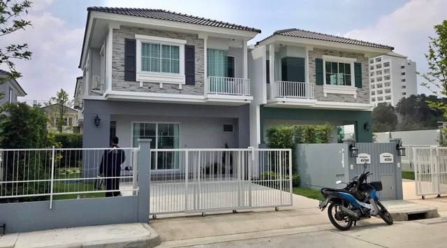 LV53153 ให้เช่า บ้านแฝด วิลลาจจิโอ รังสิต-คลอง 2 / Villaggio Rangsit-Klong 2 ใกล้ ม.กรุงเทพ