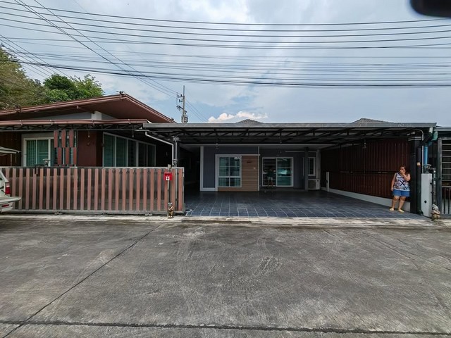 ขายบ้านแฝดสไตล์บ้านเดี่ยวชั้นเดียว หมู่บ้าน เดอะเดคโค่ หนองตะพาน อำเภอบ้านค่าย จังหวัดระยอง