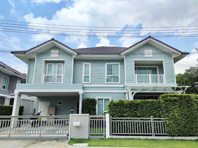 LVPU53150 ให้เช่า บ้านเดี่ยว บุราสิริ ปัญญาอินทรา Burasiri Panyaindra บ้านสไตล์ยุโรป New England Colonial หมู่บ้านอยู่ตรงข้ามห้างแม็คโคร