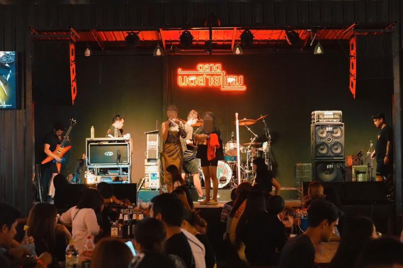 เซ้งทั้งตลาด กิจการลานเบียร์ ติดถนนสายไหม ใกล้ อเวนิวสายไหม รองรับได้มากกว่า 1,600 คน