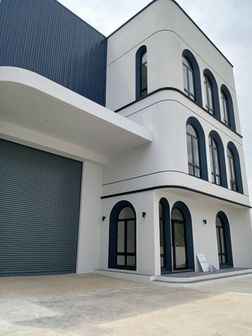 ขายโกดังพร้อมสำนักงาน 3 ชั้น สร้างใหม่ในพื้นที่กำลังพัฒนา ลำลูกกาคลอง9   ปทุมธานี 