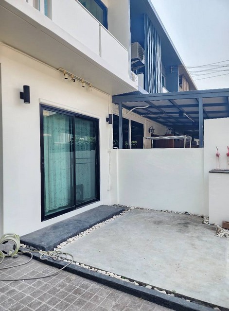 P617 ขาย บ้าน หมู่บ้าน The Plant Citi เดอะ แพลนท์ ซิตี้ ลาดพร้าว71 ซอยนาคนิวาส 48 ลาดพร้าว 71 หันหน้าทิศเหนือ เหมาะอยู่อาศัย