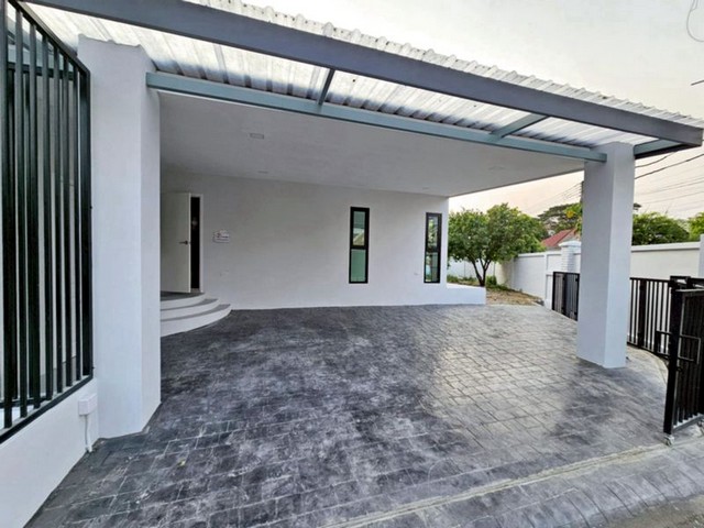 บ้านแฝดชั้นเดียว ทำเลดี รีโนเวมใหม่ โซนแม่เหียะ    