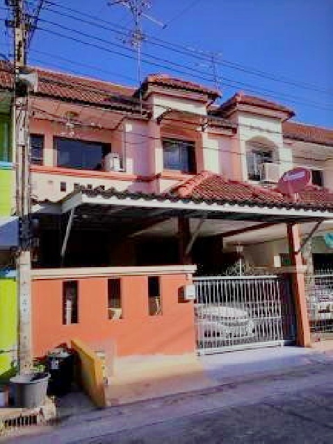 MRT ราษฎร์พัฒนา 2กม. ให้เช่าทาวน์เฮ้าส์ 2ชั้น 3นอน 2น้ำ 24ตร.วา. 200ตร.ม. รร.นานาชาติฮีทฟิลด์ 3.9 กม. 