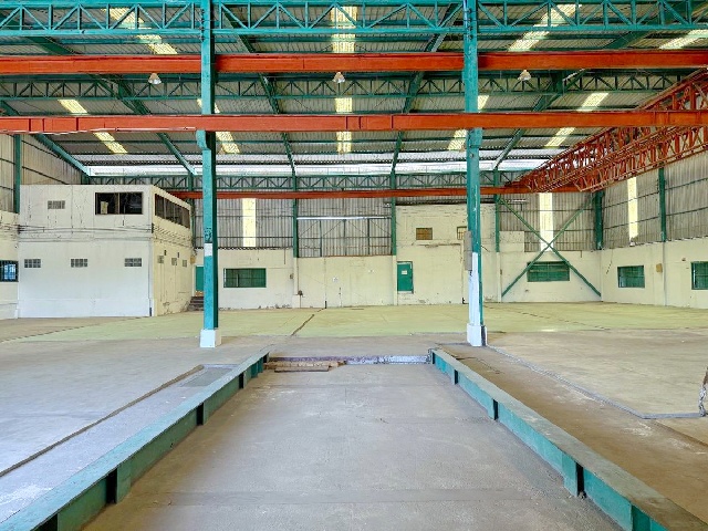 วัดเกตุมดี คลัง7-11 ปตท.เกตุม ถ.พระราม 2 ให้เช่าโรงงาน 2 ชั้น 2 ไร่ 2 งาน 1,600ตร.ม.ตลาดมหาชัย 3 กม.