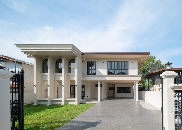 ขายบ้านเดี่ยว 2 ชั้น The Winston Home สุขุมวิท 77 เนื้อที่ 90 ตร.ว. รีโนเวทใหม่ แต่งครบใกล้ซีคอนสแควร์