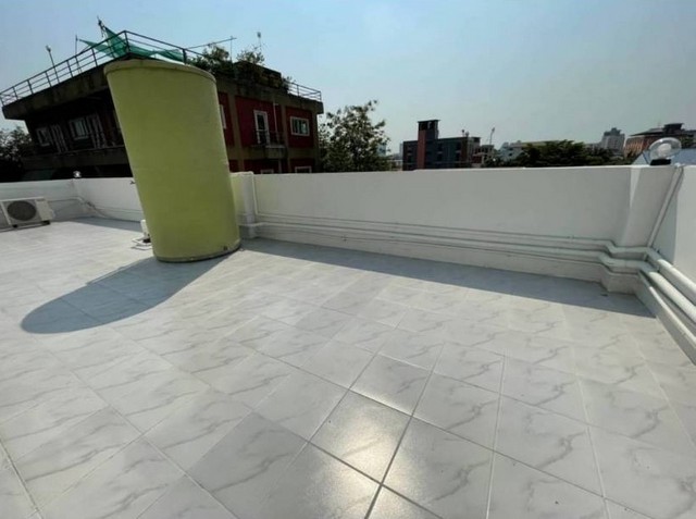 รหัสC6772 ให้เช่าอพาร์ทเม้น 3ชั้น ดัดแปลงทำเป็นสำนักงานได้ จำนวน 18 ห้อง ย่านถนนลาดพร้าว