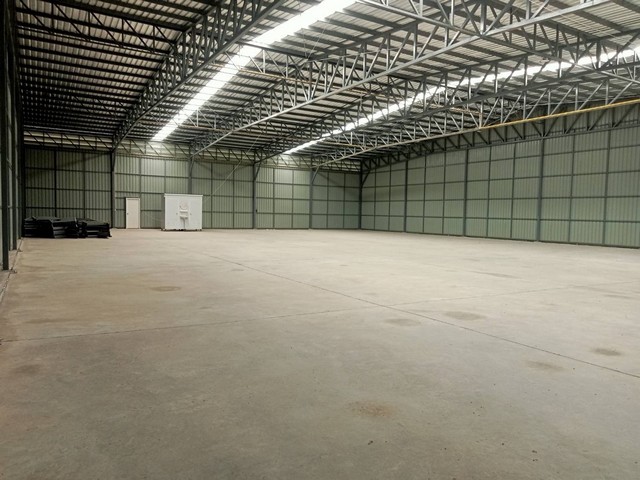 รหัสC6771 ให้เช่าโกดัง พื้นที่875 ตารางเมตร ซอยวัดสามง่าม บางบัวทอง นนทบุรี รถตู้คอนเทนเนอร์ เข้า-ออกสะดวก