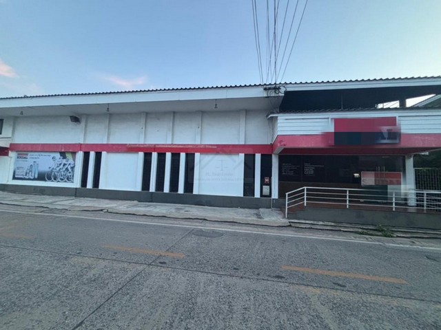 ให้เช่าโกดัง พร้อมสำนักงาน 700 ตรม. บนเนื้อที่ 150 ตรว. เฉลิมพระเกียรติ ร.9 ซอย43 (ซอยศูนย์กีฬาบึงหนองบอน)
