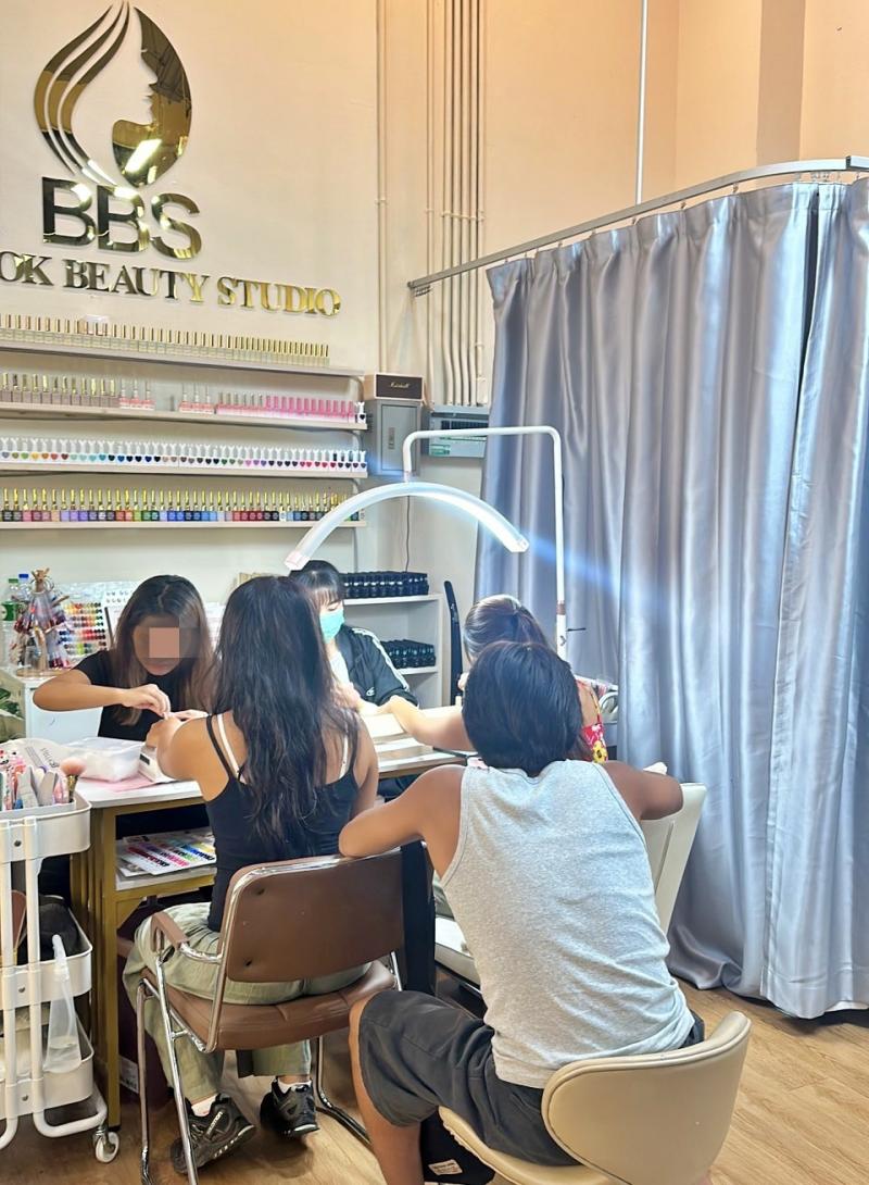 เซ้งร้านเล็บ-สปา-ผม ติด BTS พระโขนง แถวโครงการซัมเมอร์ฮิล มีที่จอดรถ คอนโดเยอะ