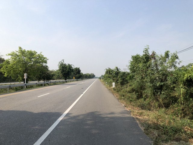 แค่วางดาวน์ก็มีโอกาสเป็นเจ้าของ  เมืองบ้านตากจังหวัดตาก  3-1-40 ไร่ ติดถนนเอเซีย AH1 ติดถนนพหลโยธิน ไร่ 3ลบ. โทร 096-8821857