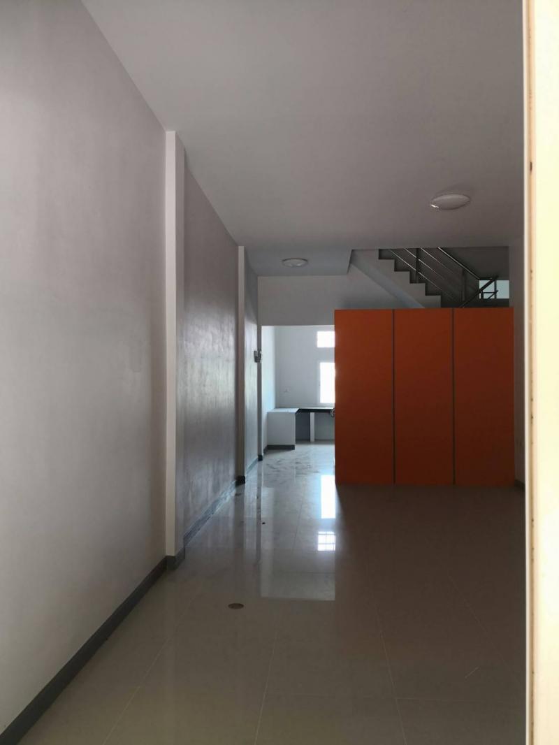 ขายทาวน์เฮ้าส์ 3 ชั้น 4 ห้องนอน ทำเลทองใจกลางอำเภอนาทวี ใกล้ตลาด–ศูนย์ราชการ