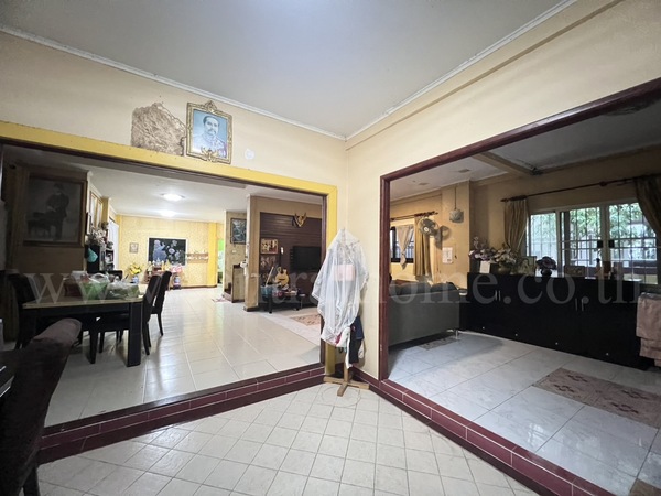 P1 บ้านเดี่ยว หมู่บ้านปัญฐิญา สุวินทวงศ์ มีนบุรี หลังมุม