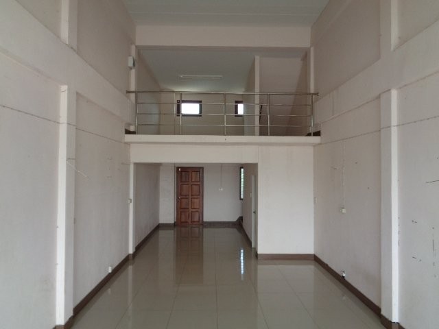 ขายอาคารพาณิชย์มือสอง   อำเภอเมืองอุตรดิตถ์  อุตรดิตถ์