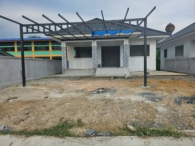 เปิดจองบ้านเดี่ยวหลังใหญ่บ้านบึงชลบุรีบนเนื้อที่ 84 ตรว 3 ห้องนอน  2 ห้องน้ำ 1ลดกระหน่ำ เของแถมเพียบ