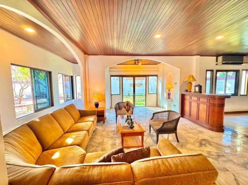 HR 6013 ให้เช่าบ้านเดี่ยว2ชั้น หมู่บ้านมณียา ท่าอิฐ จ.นนทบุรี หลังใหญ่ ใกล้MRTไทรม้า