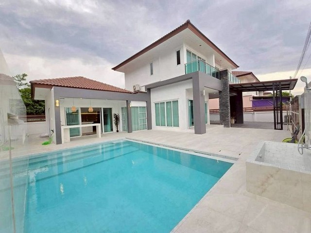 ให้เช่าพูลวิลล่าหรู เฟอร์ครบ พร้อมเข้าอยู่ โซนแม่เหียะ