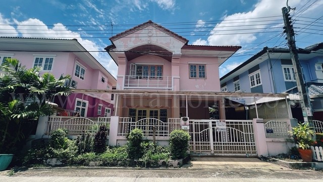 บ้านแฝด บ้านบุรีรมย์ รามอินทรา - คู้บอน 41 สไตล์บ้านเดี่ยว