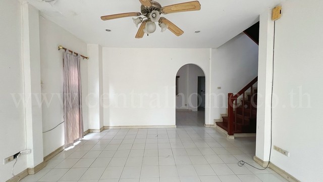 บ้านแฝด บ้านบุรีรมย์ รามอินทรา - คู้บอน 41 สไตล์บ้านเดี่ยว