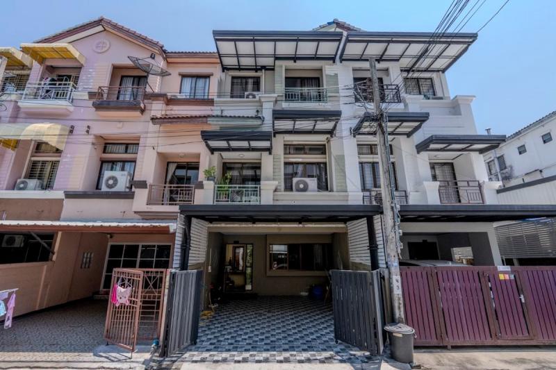 ขายทาวน์โฮม 3 ชั้น บ้านกลางเมือง รัชดา-เหม่งจ๋าย 1 ขนาด 21.9 ตรว