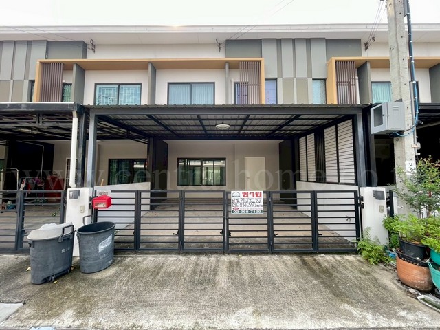 ทาวน์เฮ้าส์ หมู่บ้าน เดอะ คอนเนค 37 หลักสี่ - ดอนเมือง