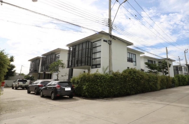 ให้เช่าบ้านเดี่ยว หลังมุม เซนมูระ ศรีนครินทร์ บางนา 