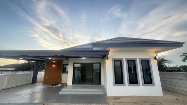 ด่วนเหลือเพียง 3 หลังเท่านั้น ขายบ้านเดี่ยวทำเลทองอมตะชลบุรี พื้นที่เริ่มต้น  65-88 ตรว.