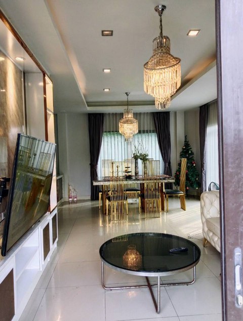 P635 ให้เช่า บ้านเดี่ยว CENTRO เซนโทร รามอินทรา-จตุโชติ เดินทางสะดวก เหมาะอยู่อาศัย