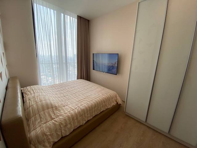 Noble BE 19 Clean convenient comfortable 42nd floor BTS Asoke