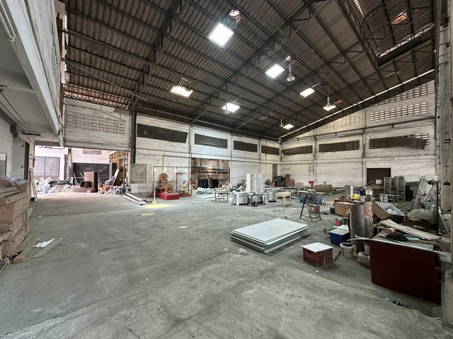 ให้เช่า โกดัง เพดานสูง  เริ่ม660ตร.ม.เพิ่มพื้นที่และoffice2ชั้นได้ สุขสวัสดิ์30แยก4 ใกล้ทางด่วน วงแหวน