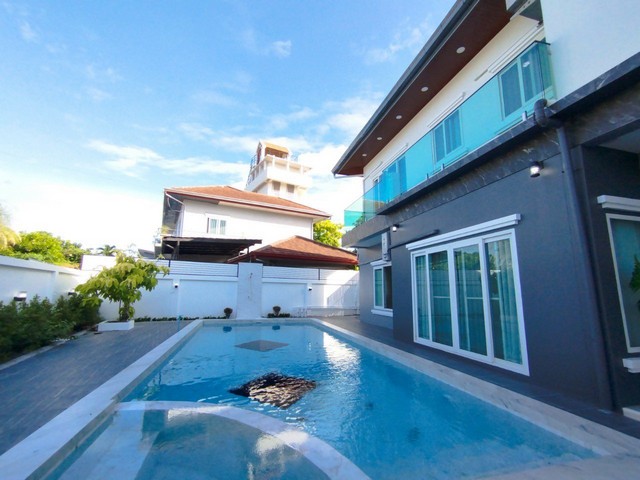 พูลวิลล่าพัทยา ขอบอ่างมาบประชัน โป่ง พัทยา พูลวิลล่าสวยพร้อมอยู่