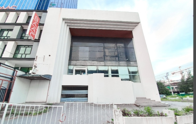 ให้เช่าอาคารพื้นที่สำนักงาน Infinite Tower ติดถนนบางนา-ศรีนครินทร์ 