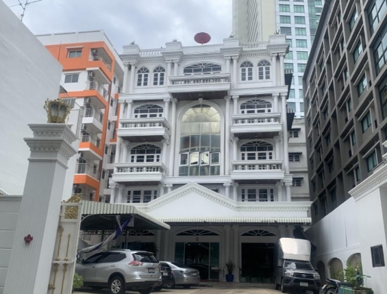 ให้เช่า อาคารสำนักงาน 6 ชั้น เจริญนคร ใกล้BTSย่านกรุงธนบุรี ห้างไอคอนสยาม