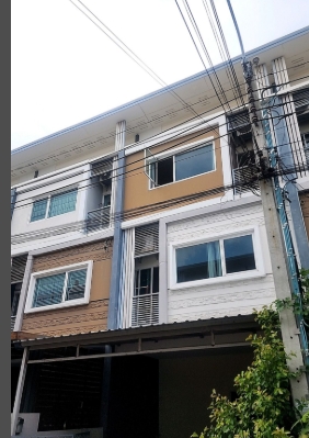 ให้เช่าทาวน์โฮม 3 ชั้น วิลเลจ ซิตี้ พัฒนาการ38 ใกล้พระราม 9 