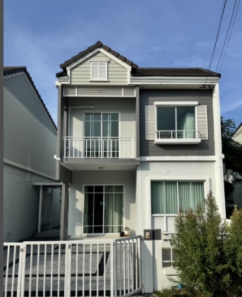 ให้เช่าและขายทาวน์โฮม เดอะ วิลเลจ บางนา กม.8 ใกล้เมกาบางนา