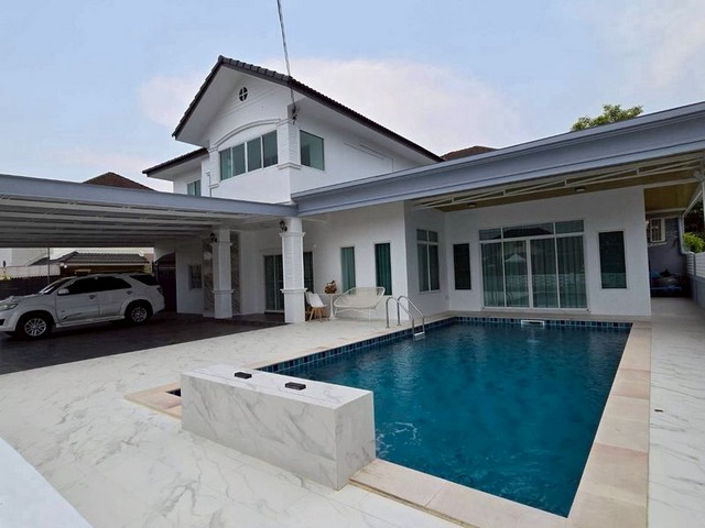 ให้เช่าพูลวิลล่า 2 ชั้น ติดวงแหวนรอบ3 แยกหลุยส์ สันกำแพง 