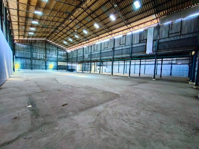 อ้อมน้อย สมุทรสาคร บิ๊กซี อ้อมน้อย 2.5 กม. รพ.มหาชัย 2.9 กม. โกดัง 337ตร.วา. 1,350 ตร.ม.สำหรับเก็บสินค้าเท่านั้น 1นอน 1น้ำ