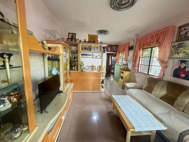 ขายบ้านเดี่ยว 5 ชั้น ประชานิเวศน์ 1 บ้านเดี่ยวเทศบาลนิมิตรใต้ซอย 20 ต.ลาดยาว อ.จตุจักร กรุงเทพฯ