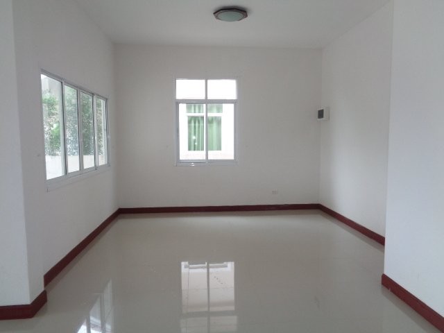 ขายบ้านเดี่ยวมือสองเมืองขอนแก่น  โครงการกันยารัตน์ เดอวินเทจ ขอนแก่น