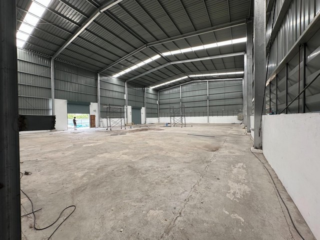 ให้เช่าโกดัง ถนนสายเอเชีย ใกล้ ม.ธรรมศาสตร์ ติดวงแหวนรอบนอก  ทางหลวงหมายเลข9  บางปะอิน-โคราช