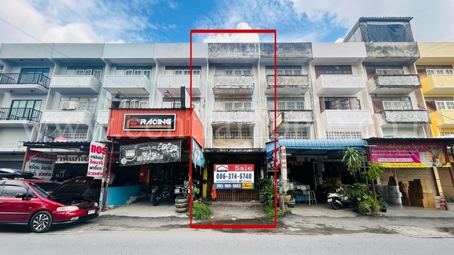 P1 อาคารพาณิชย์ 3.5 ชั้น วัดชลอ ติดถนนบางกรวย - ไทรน้อย