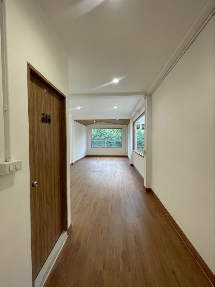 ให้เช่าทาวน์โฮม3ชั้นย่านสาธุประดิษฐ์ถนนจันทร์ทุ่งวัดดอนเขตสาธรใกล้MRTสุรศักดิ์Centralพระราม3