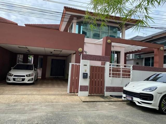 ให้เช่าบ้านเดี่ยว 2 ชั้น หมู่บ้านอารีน่า การ์เดนท์ ซอยอ่อนนุช 44 ใกล้ BTS บางจาก