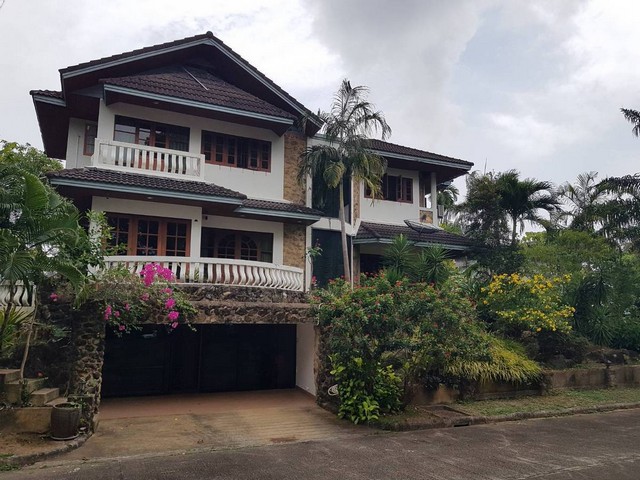 หมู่บ้านปรางทองภูเก็ต บ้านเดี่ยวสภาพเดิม 240วา 6ห้องนอน 7ห้องน้ำ ใกล้โรงพยาบาลดีบุก