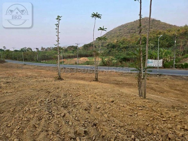 ขายที่ดินทำเลทอง วิวเขา พูลตาหลวง สัตหีบ เนื้อที่ 4-0-32 ไร่ ขายไร่ละ 3.8 ล้านบาท สัตหีบ ชลบุรี