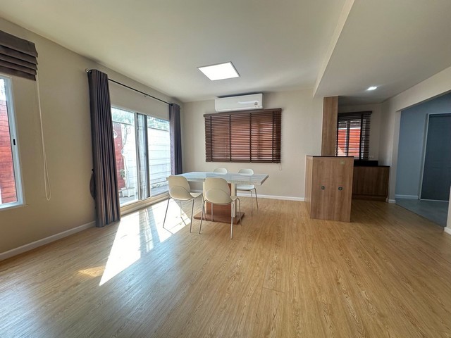 ให้เช่าบ้านเดี่ยว ถนนพัฒนาชนบท3 เขตลาดกระบัง     หลังมุม  The Plant( พระรามเก้า -วงแหวน)2