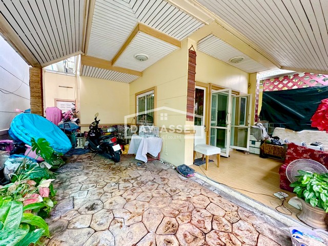 ขายทาวน์เฮ้าส์ 2 ชั้น บ้านอยู่สุข 2 ดอนเมือง เชื่อมถนนเข้าสู่ตัวเมืองได้ง่าย เนื้อที่ 29 ตร.ว. ขายเพียง 2,890,000 ล้านบาท