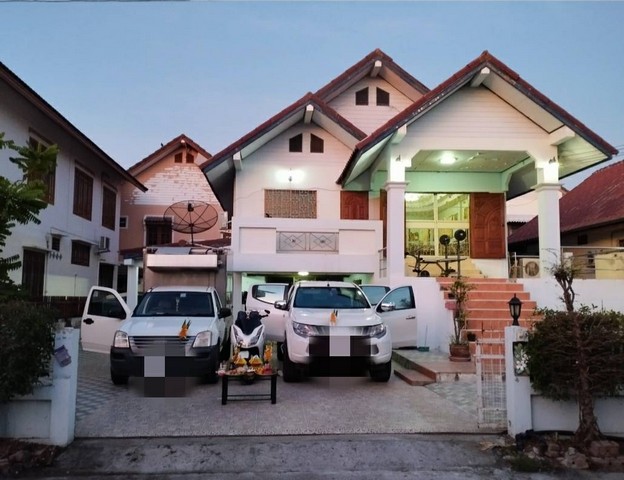 ขายด่วน บ้านสิรัญญาโครงการ 3 เนื้อที่ 87 ตารางวา ตำบลถนนใหญ่ อำเภอเมืองลพบุรี