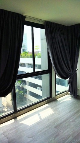 แบงค์คอก เฟลิช แอท กรุงธนบุรี 41.87 ตร.ม ใกล้ BTS กรุงธนบุรี 350 เมตร